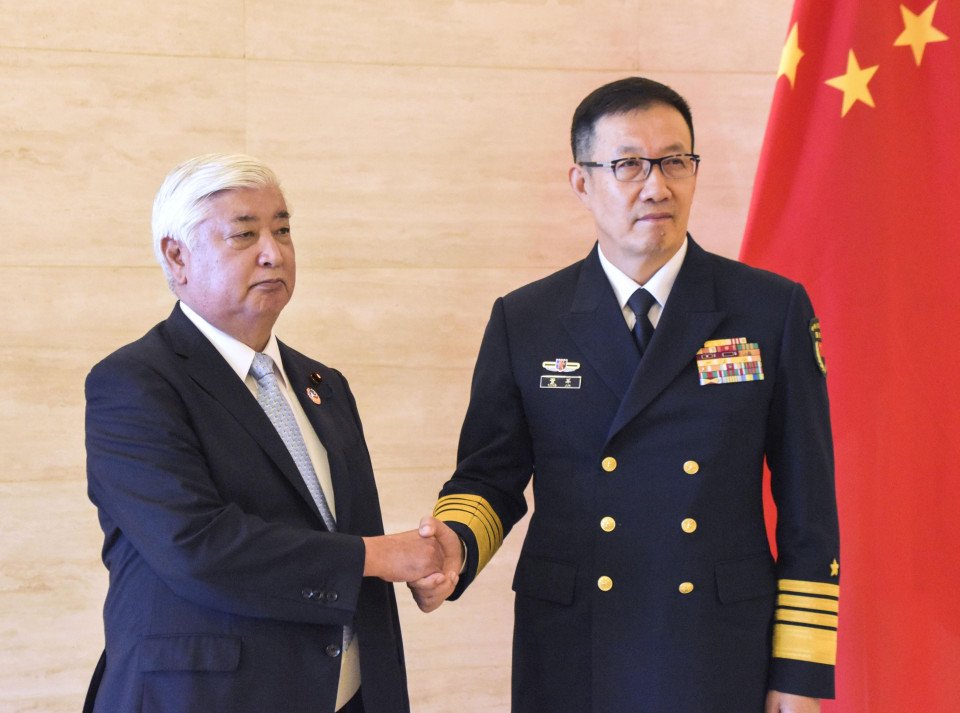 Japan, China defense chiefs meet amid airspace, maritime tensions