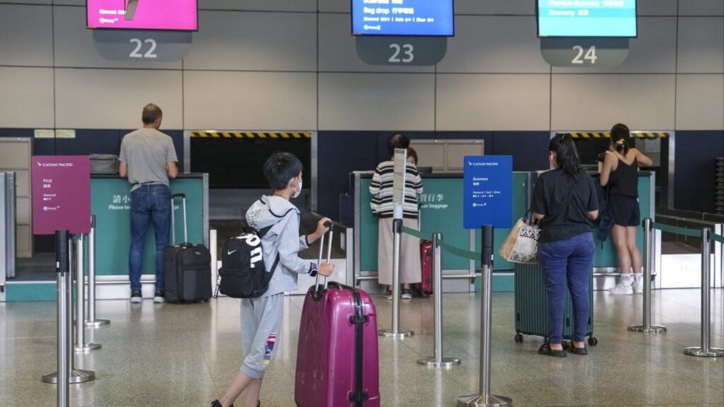 Hong Kong to open in-town check-in for Qantas Airways passengers