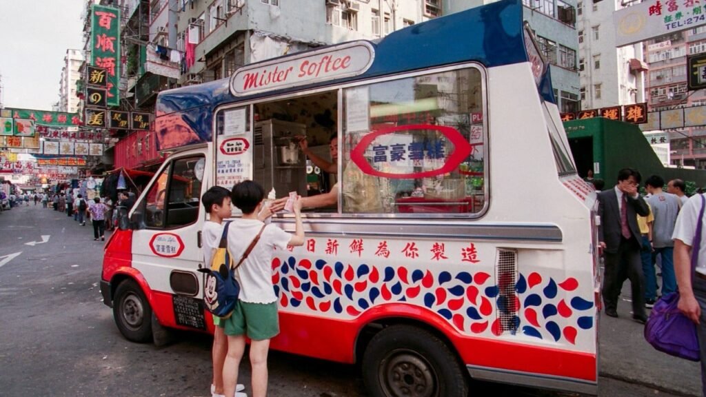 Ho King-yuen, pioneer of ice cream van in Hong Kong, dies aged 98, leaving sweet legacy