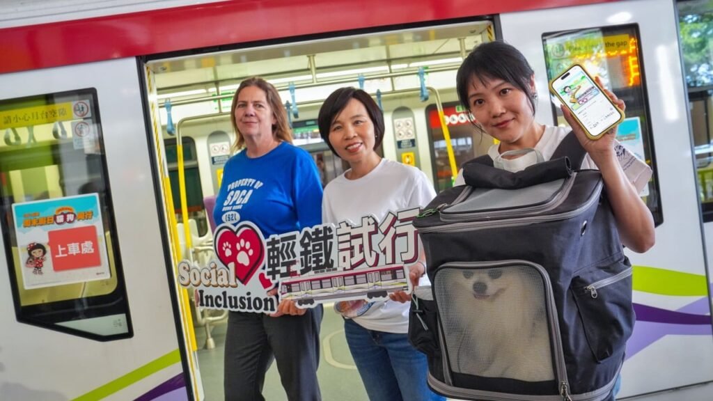 Hongkongers can take pets on MTR light rail trains on weekends from May 1