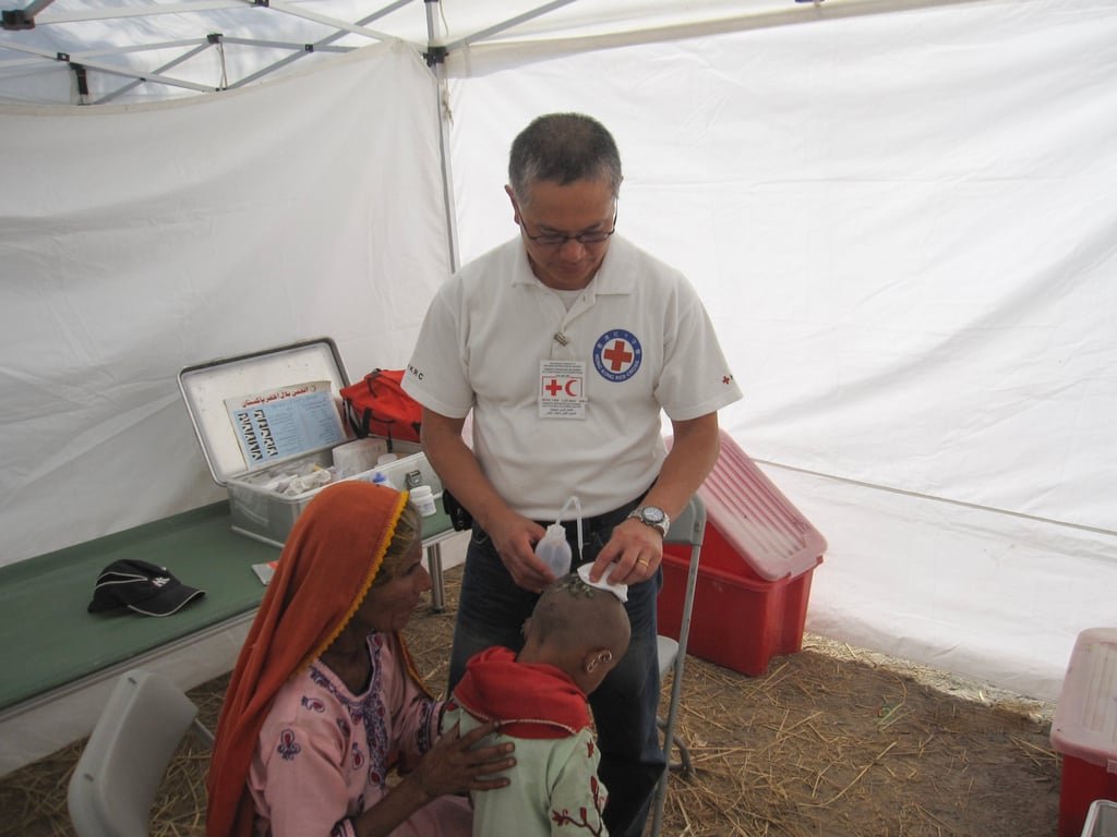 Walter Leung cares for a patient in Pakistan in 2020. Photo: Walter Leung