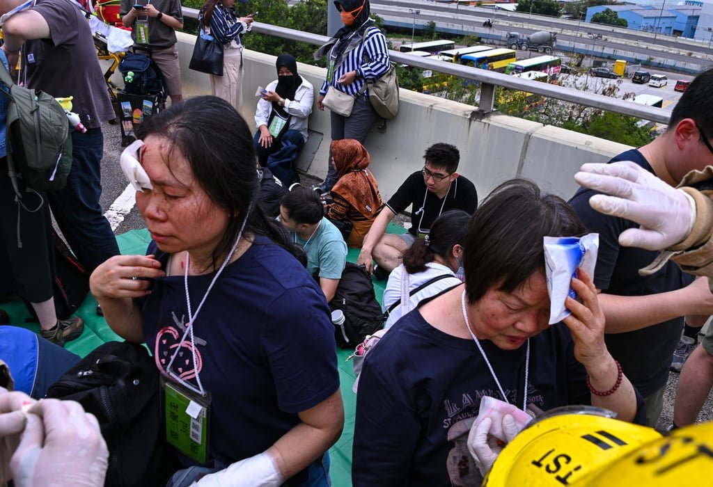At least 16 people were injured when a bus crashed into a junction near Hoi Lai Estate in Lai Chi Kok. Photo: handout