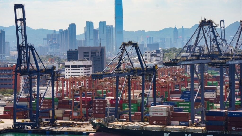 Hong Kong exports up by 14.7% year on year in April due to mainland China growth
