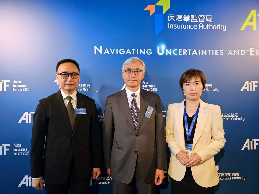 From left are Hong Kong Insurance Authority CEO Clement Cheung and chairman Stephen Yiu, and Hong Kong Federation of Insurers CEO Selina Lau. Photo: Enoch Yiu