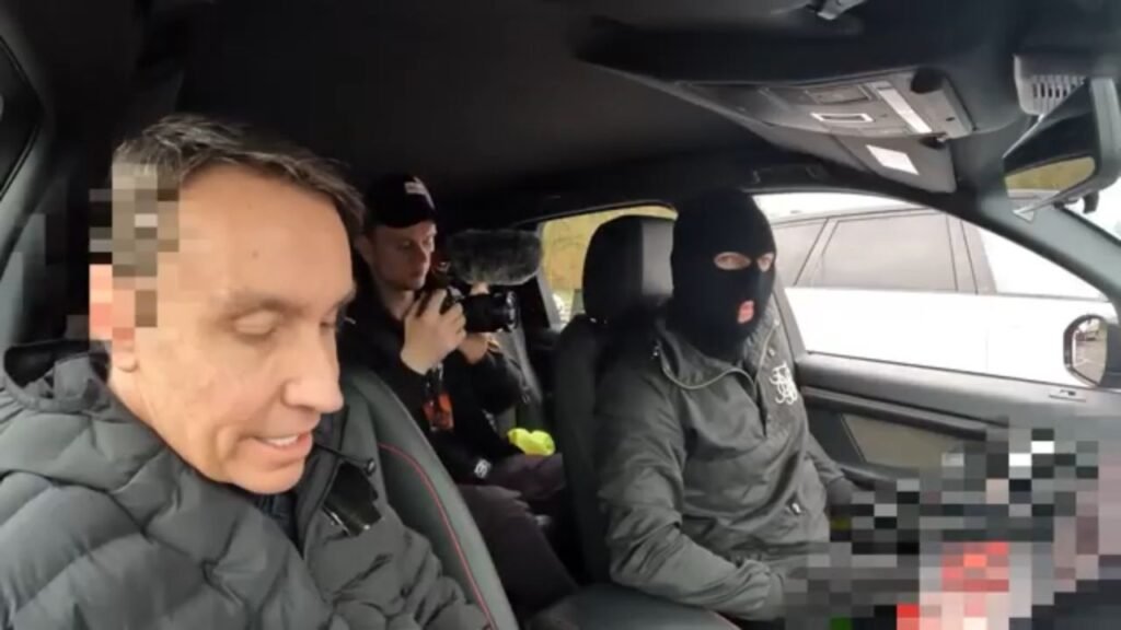 Mark McCann interviews car thieves.