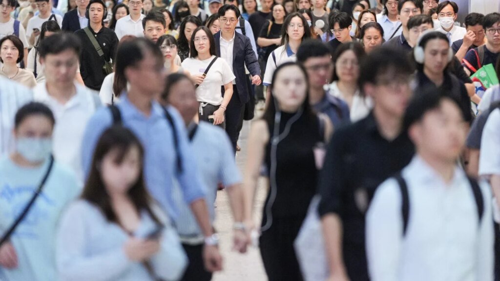 On This Day | Hong Kong’s Mandatory Provident Fund launches in 2000 – from the SCMP archive