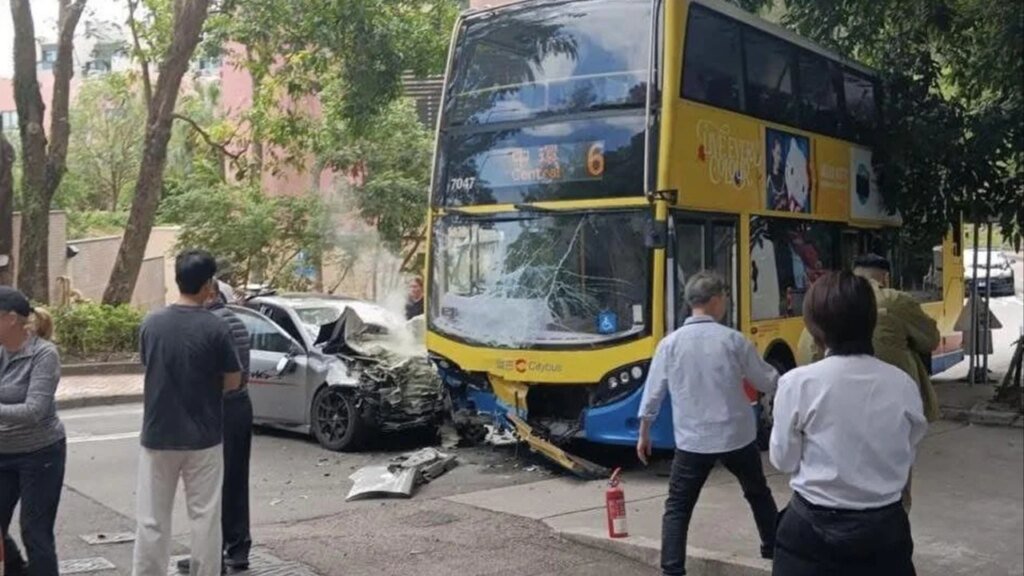 7 injured as car collides with oncoming bus in Hong Kong