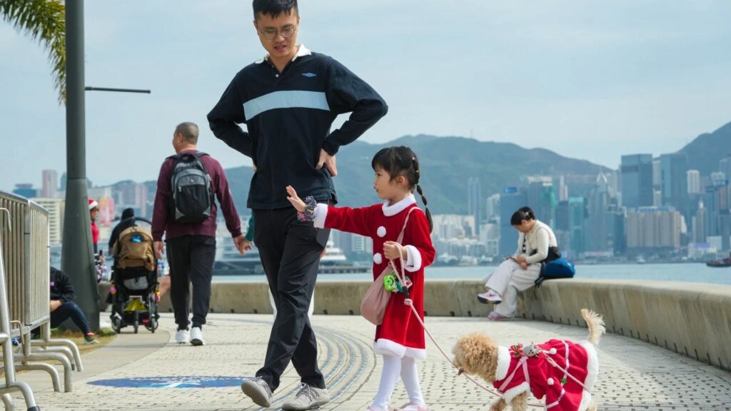 Chill to deepen on Boxing Day as Hongkongers wake up to cold Christmas