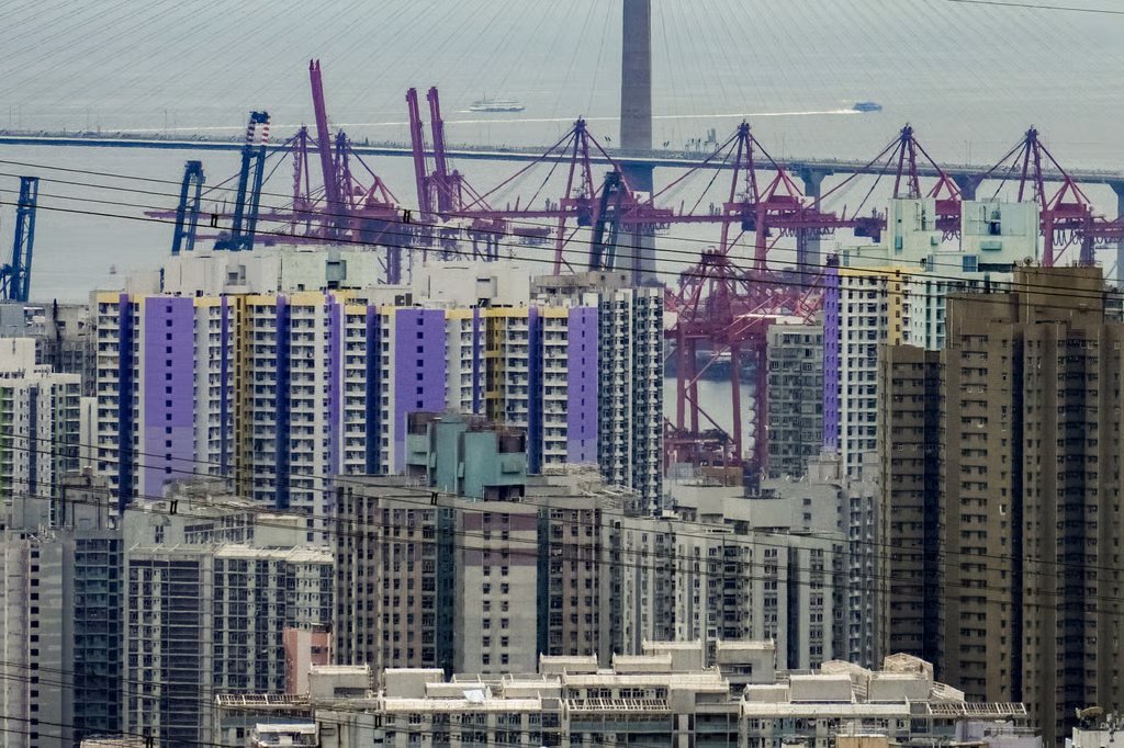 Residential buildings in Tsuen Wan viewed from Shing Mun Reservoir. Photo: Eugene Lee