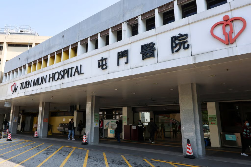 A 54-year-old woman found at the scene remains in a coma at Tuen Mun Hospital. Photo: Jelly Tse