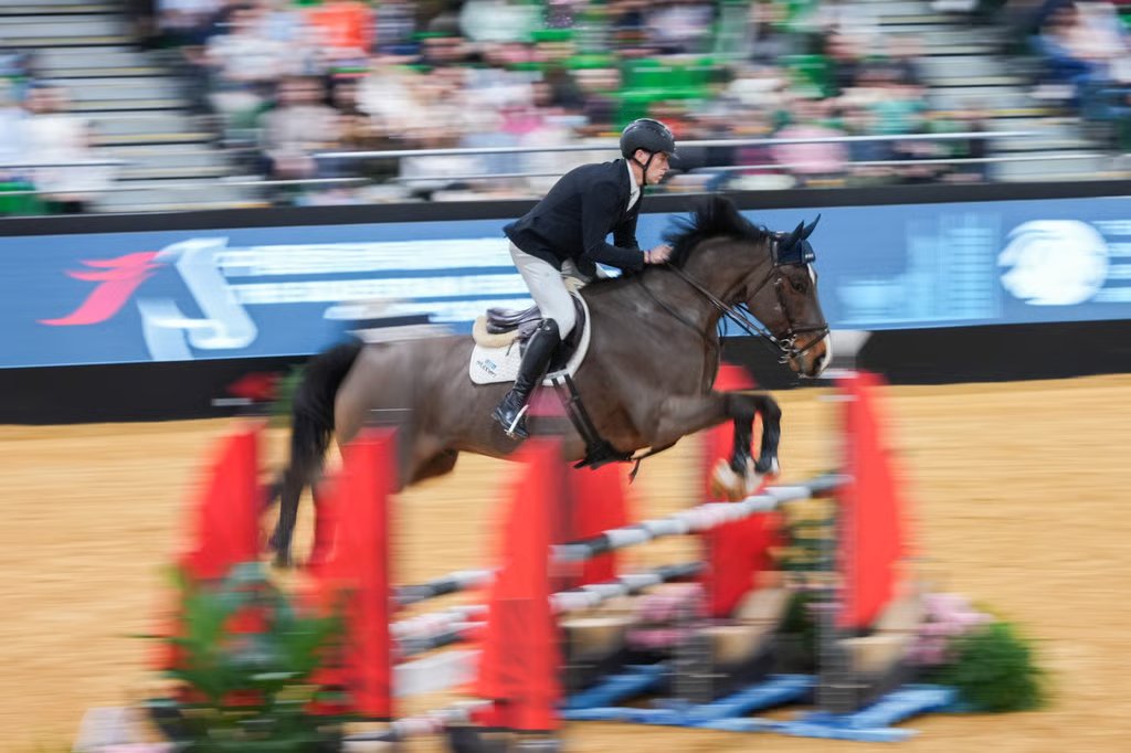 Paul Gaff and his horse Jaranco V Z compete on the last day of the 2025 Logines International Horse Show at AsiaWorld-Expo. Photo: Eugene Lee