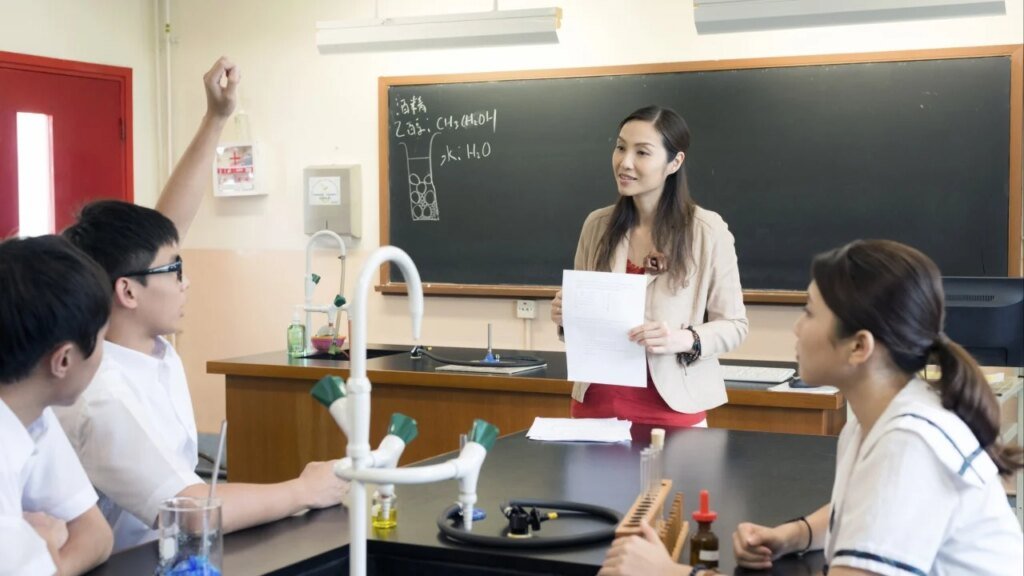 Exempt Hong Kong substitute teachers from practising certificates, principals say