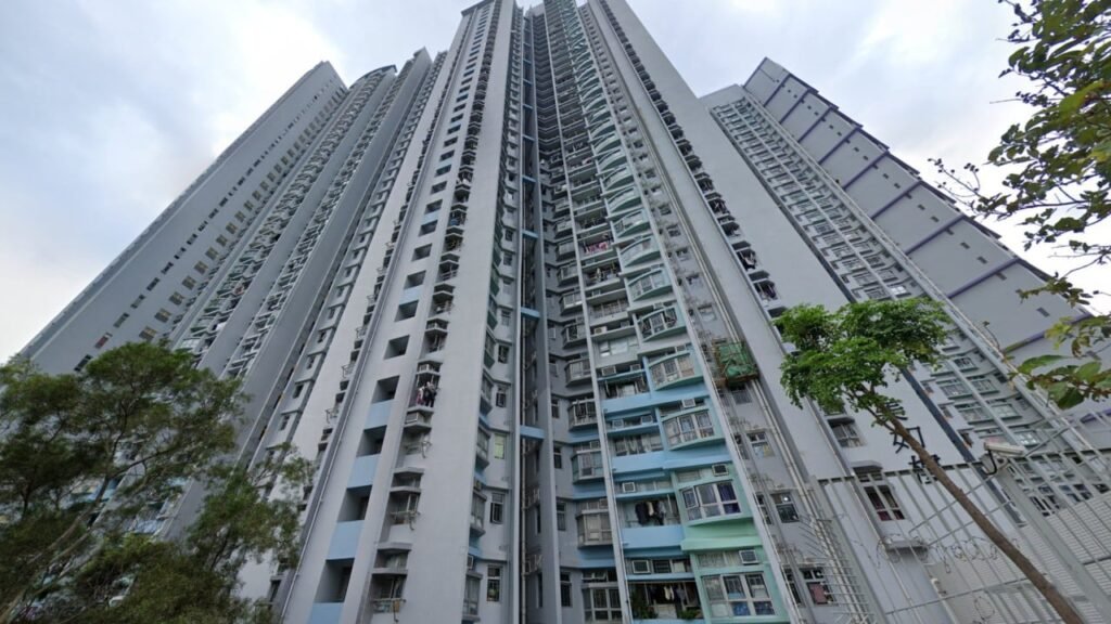 1 dead, more than 200 evacuated after fire breaks out in Hong Kong flat