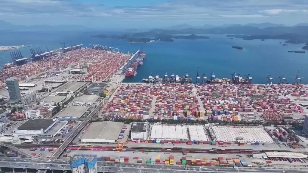 Greater Bay Area's nine Chinese mainland cities set foreign trade record in 2025