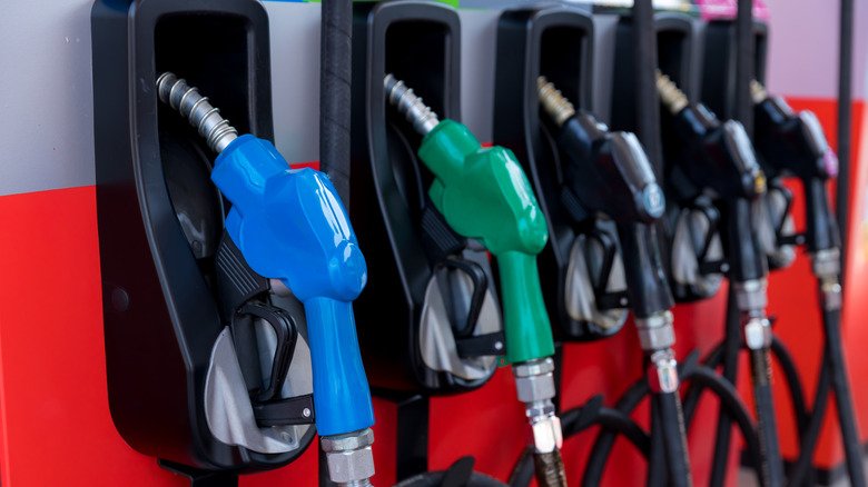 Multiple petrol nozzles at a petrol pump