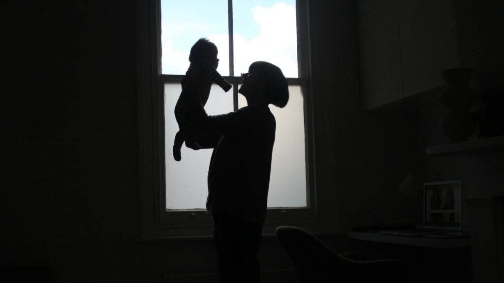 Hong Kong High Court grants couple parenting rights in mainland China surrogacy case