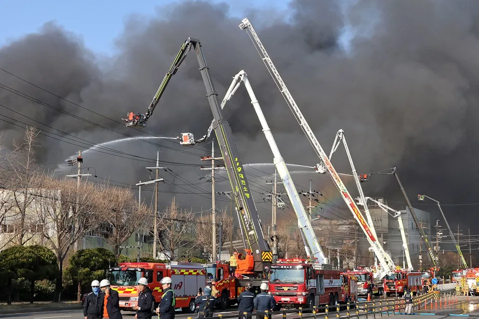Emergency responders at the scene of the fire in Daejeon on March 20, 2026Credit: Kim So-yeon/Yonhap via AP