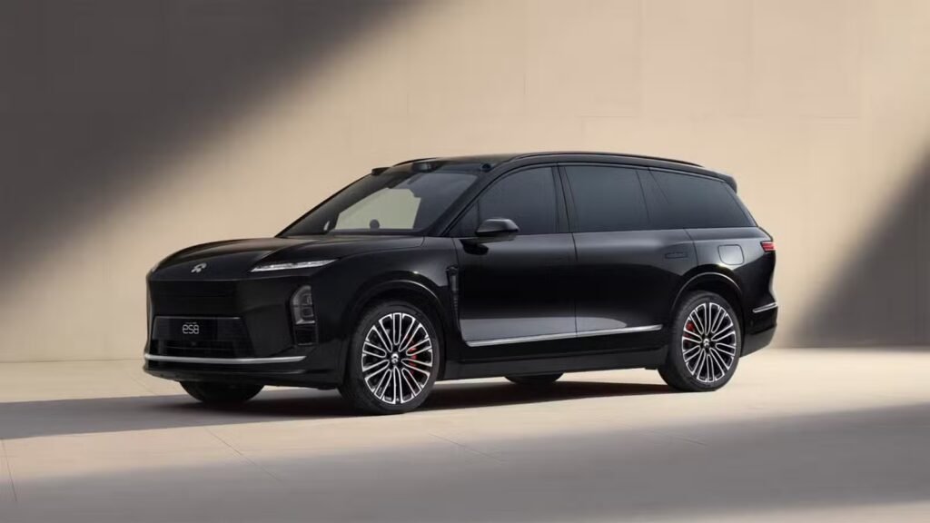 Nio to launch 5-seat ES8 in Jul, eyes Hong Kong entry