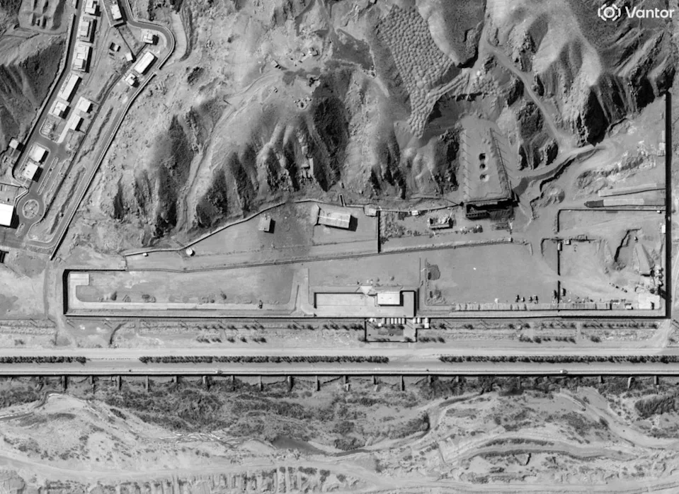 <em>Satellite image ©2026 Vantor </em>