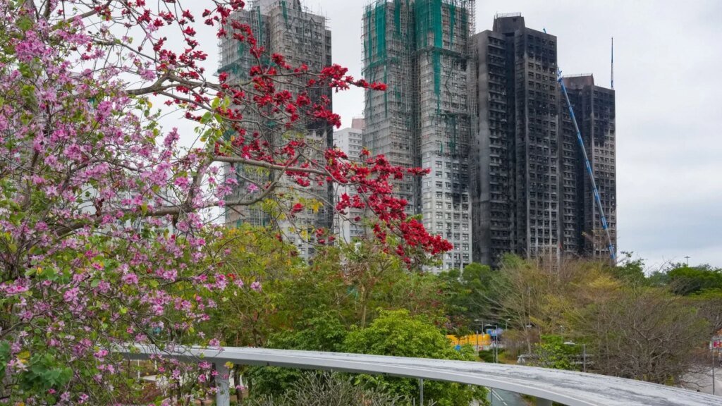 Police hotline ‘busy’, piles of rubbish at estate, residents say in Tai Po fire hearing