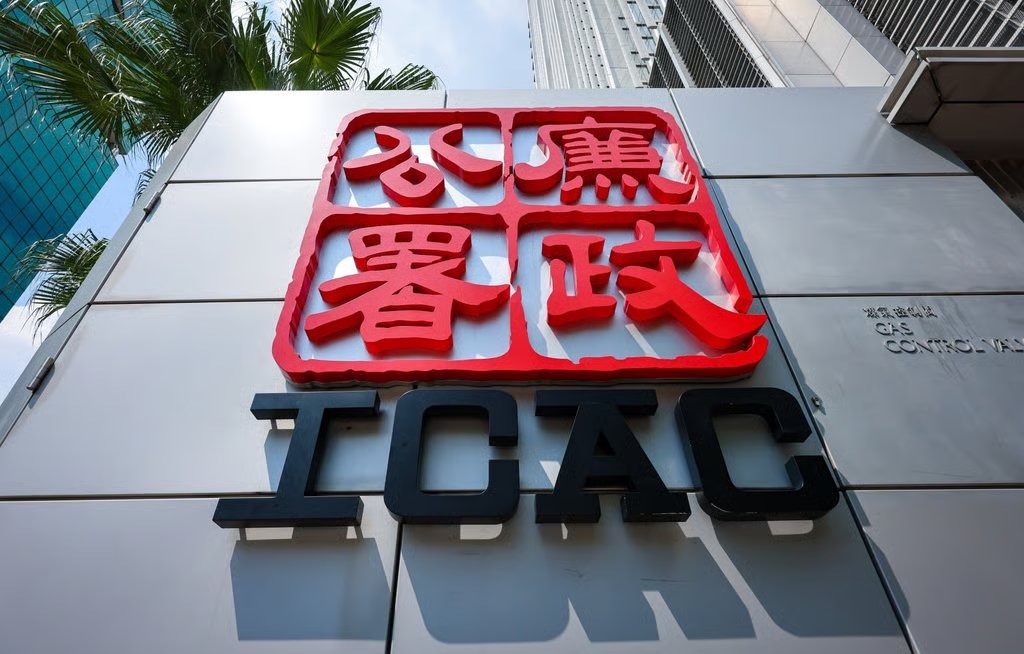 Scammers pose as Hong Kong ICAC staff, falsely accusing victims of crimes like money laundering and demand funds be transferred to ‘safe accounts’. Photo: Jelly Tse