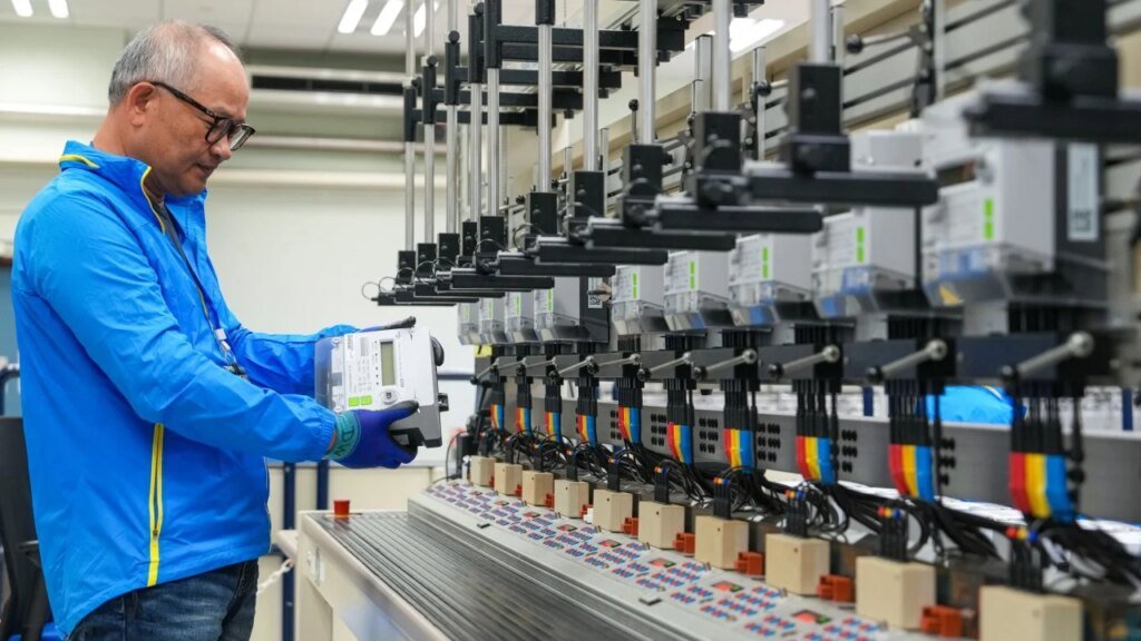 Smart meters available to Hong Kong subdivided flats meeting new living standards