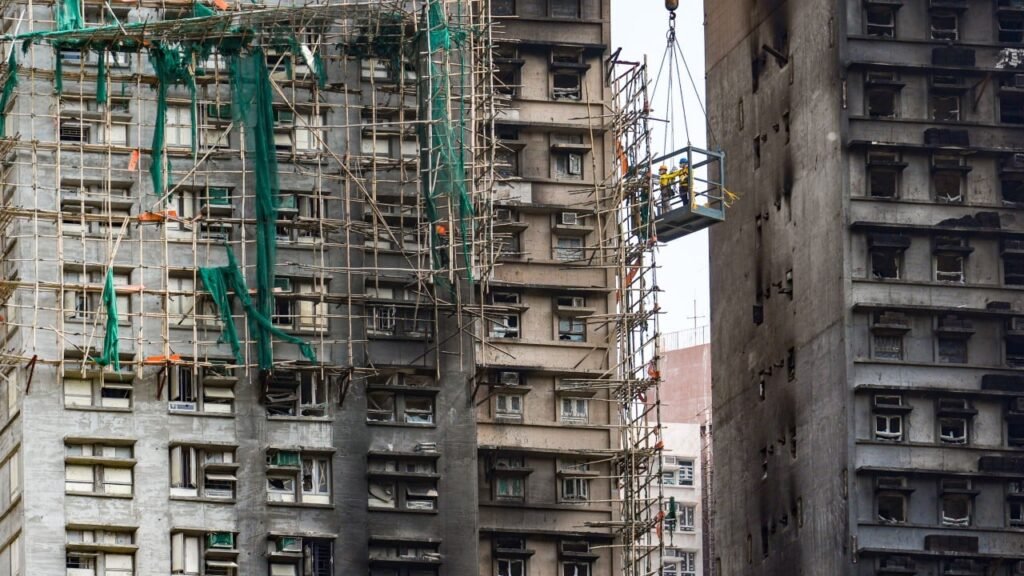 3 workers arrested over theft at Tai Po fire block, HK$90,000 in jewellery seized