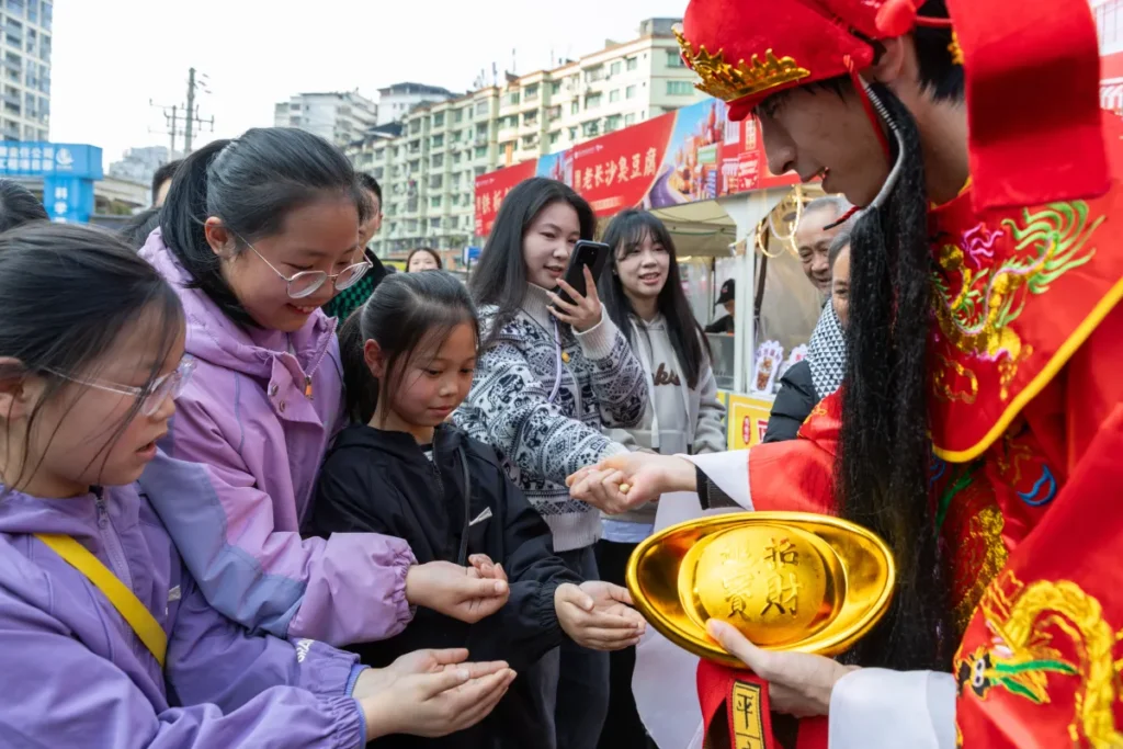 AI's Growing Role in China's Travel Market on Display During Holiday Boom
