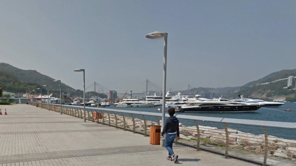 Body of 32-year-old man found floating off Hong Kong park