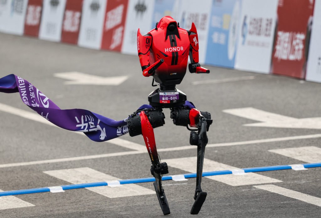 Second Beijing E-Town Half Marathon and Humanoid Robot Half Marathon in Beijing