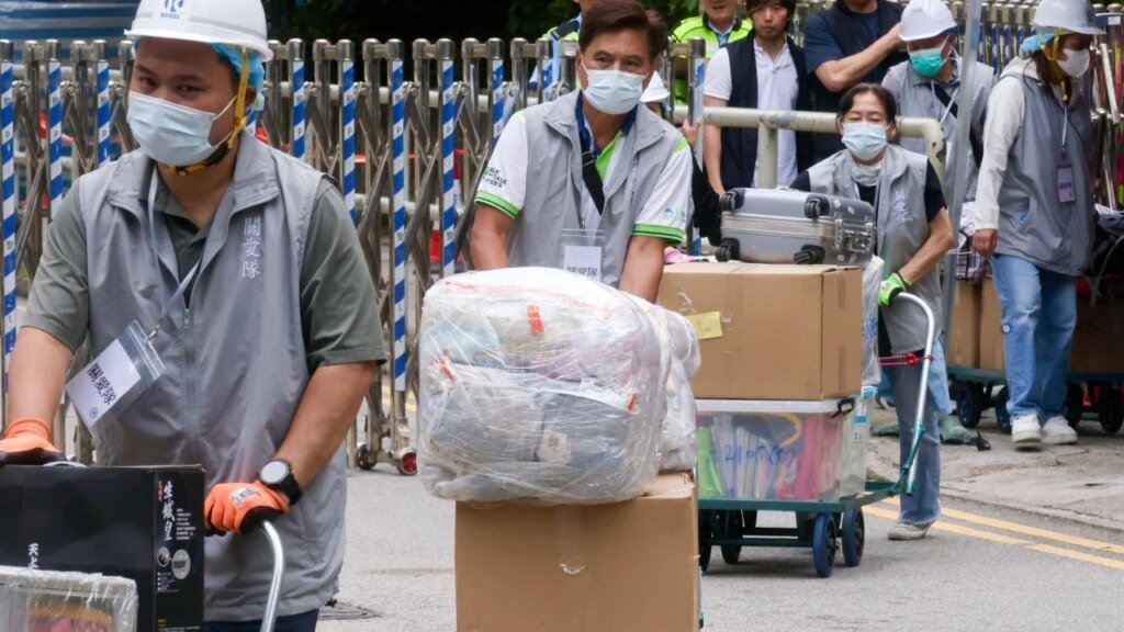 Wang Fuk Court resident cherishes chance to capture final photo of lost sea view