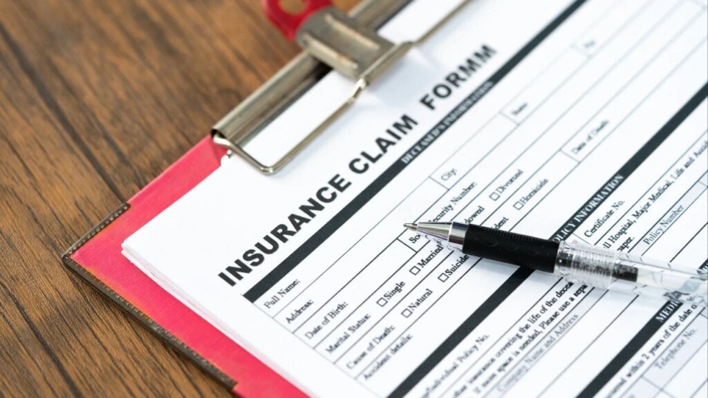 Hong Kong insurance complaints body records 857 cases last year, up 33% from 2024