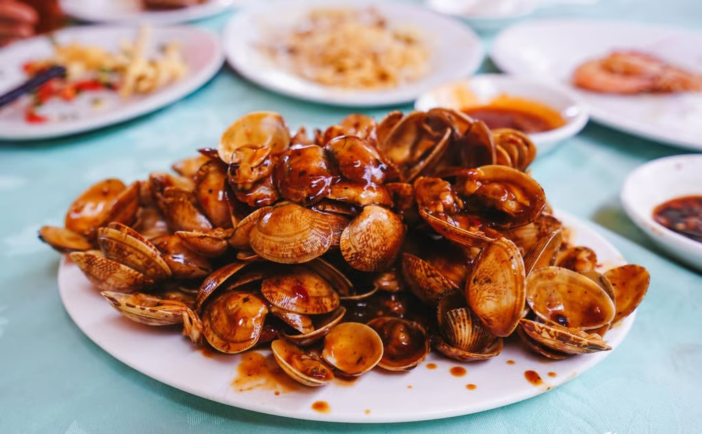 A clam dish served at Ming Kee Seafood Restaurant. Photo: Handout