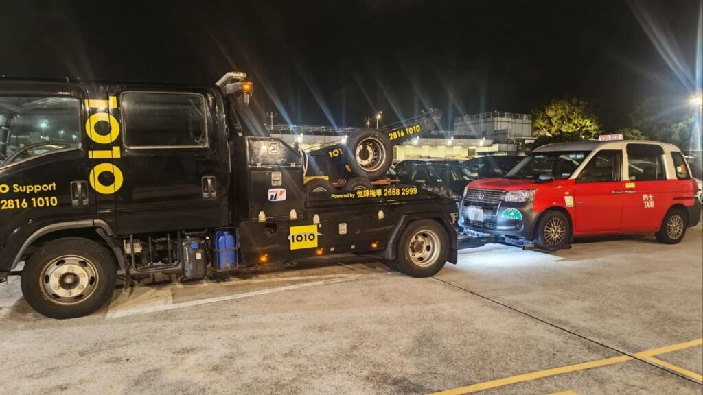 Taxi driver arrested for demanding HK$85 ‘highway toll’ from undercover officers