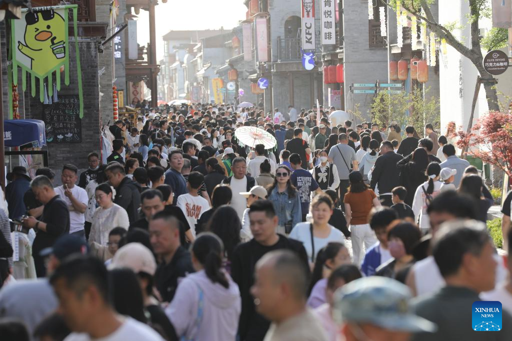 China records 5.6% rise in inter-regional trips during Qingming Festival holiday