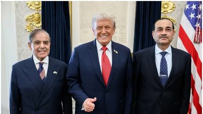 US President Donald Trump with Pakistan PM Shehbaz Sharif and General Asim Munir. (White House/ File photo)