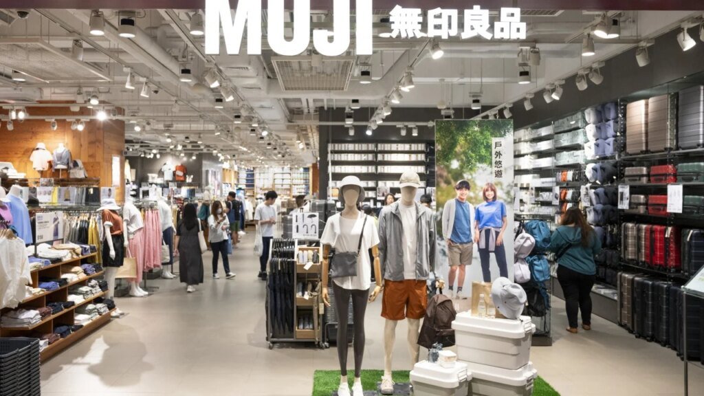 Hong Kong police arrest 5 over shoplifting syndicate targeting Muji stores
