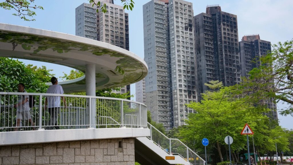 Tai Po fire probe: water pressure could only reach 20th floor, commander says