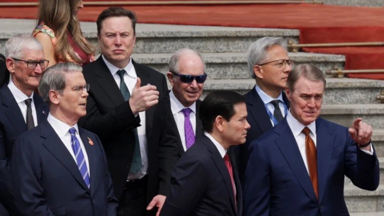 Trump's invite of top CEOs a 'posturing' from the U.S. on making a China deal