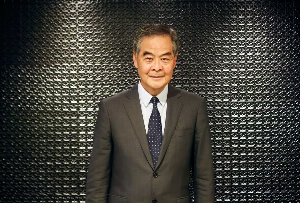 Leung Chun-ying pointed out that Hong Kong was not an energy-intensive economy, while mainland China had shifted towards “new energy” sources. Photo: Jonathan Wong