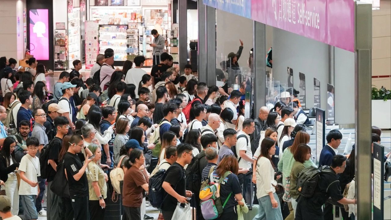 Hongkongers flock to Shenzhen for ‘better’ Labour Day dining and attractions