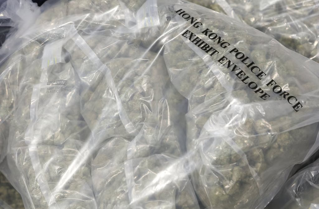 The haul weighs 511.5kg and has an estimated market value of HK$98.7 million. Photo: Edmond So
