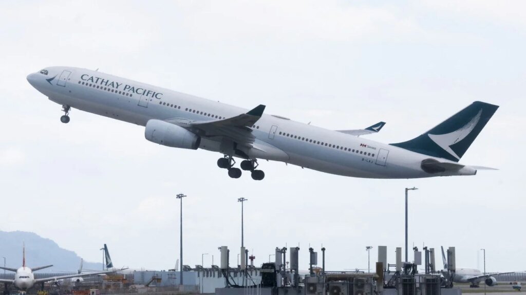 Cathay Pacific shortens Hong Kong boarding gate closure times by 5 minutes