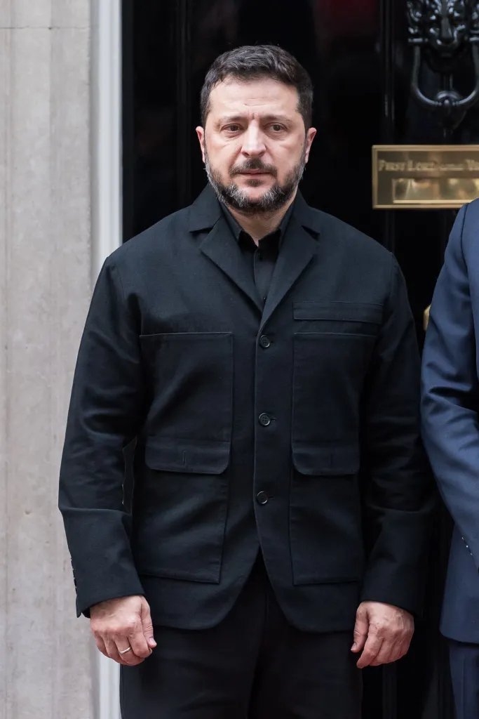 Ukrainian President Volodymyr Zelenskyy stands outside 10 Downing Street.